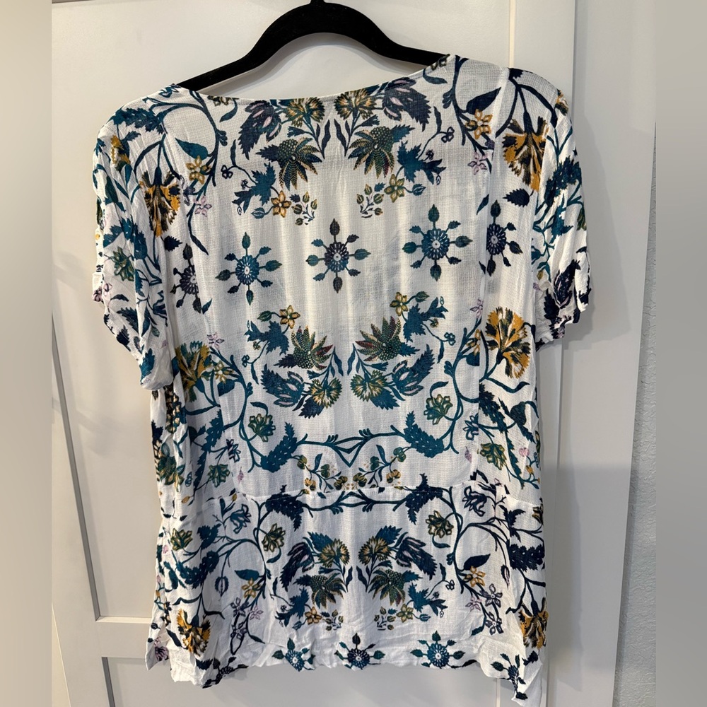 Lucky Brand Floral Print Top - Picture 2 of 5